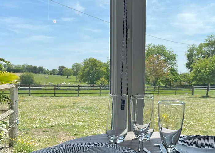 Daire Grande Maison Familiale En Campagne Avec Wifi Et Animaux Acceptes - Fr-1-497-182 *